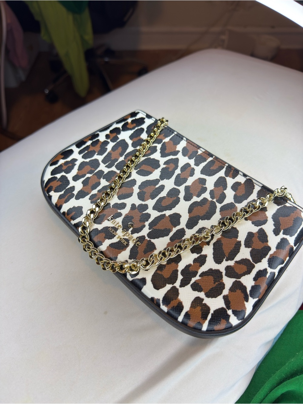 Kate Spade Leopard Print Small Shoulder Bag with Gold Chain - Picture 6 of 6